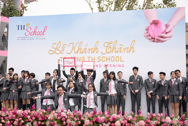 Bộ trưởng Nhạ đặt niềm tin ‘TH School sẽ là cơ sở giáo dục hàng đầu Việt Nam’ - ảnh 2